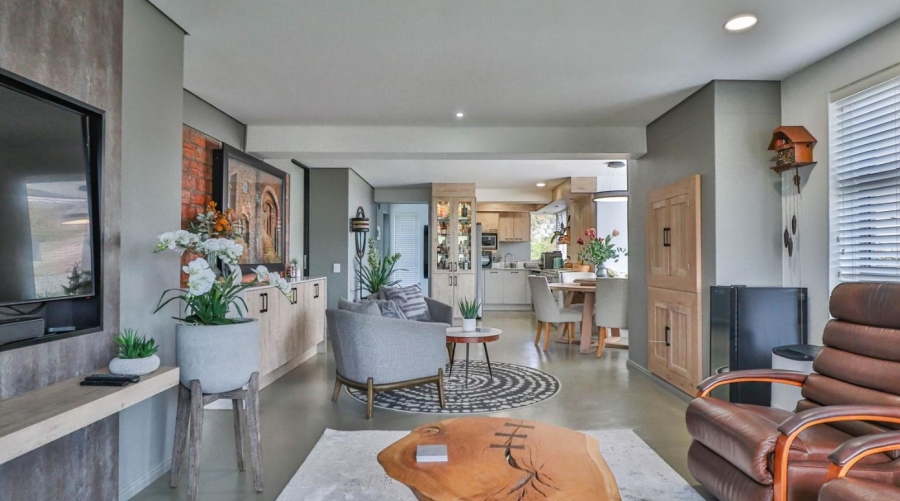 2 Bedroom Property for Sale in Island View Western Cape